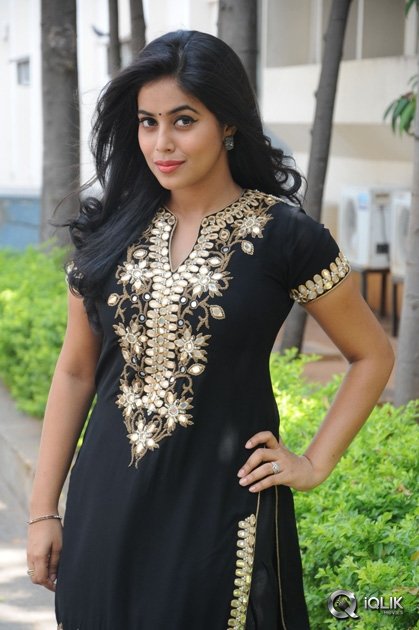 Poorna-at-Raju-Gari-Gadhi-Movie-Success-Meet